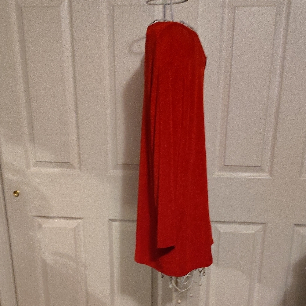 Chic Red Long Sleeve Women's Top - Picture 3 of 6